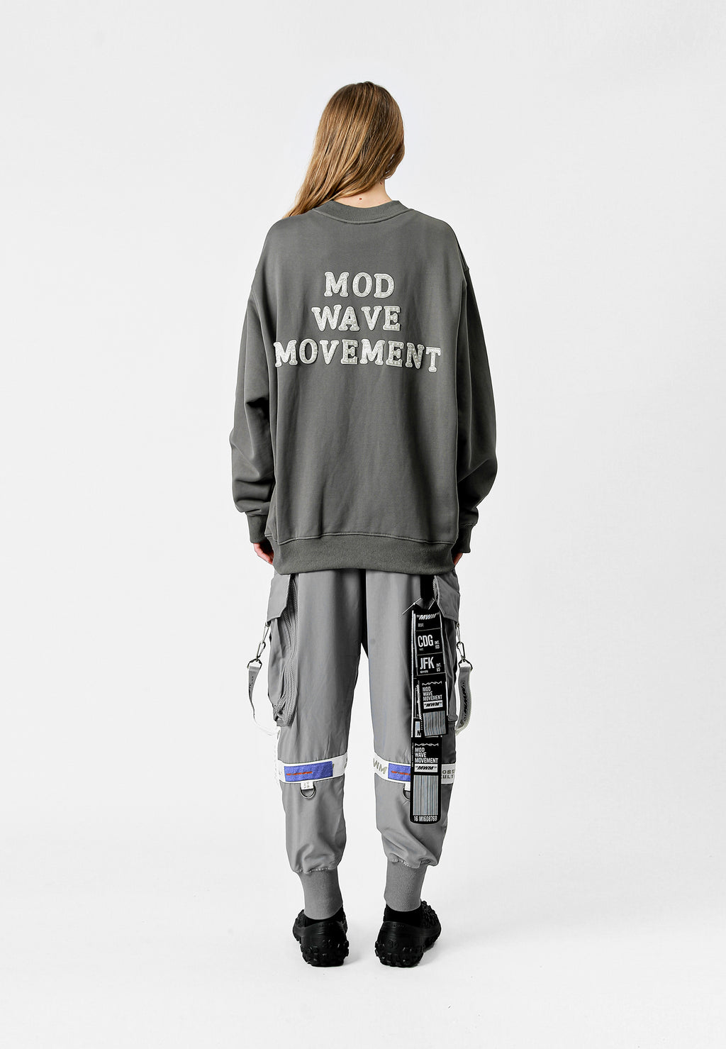 SUDADERA LOGO MWM