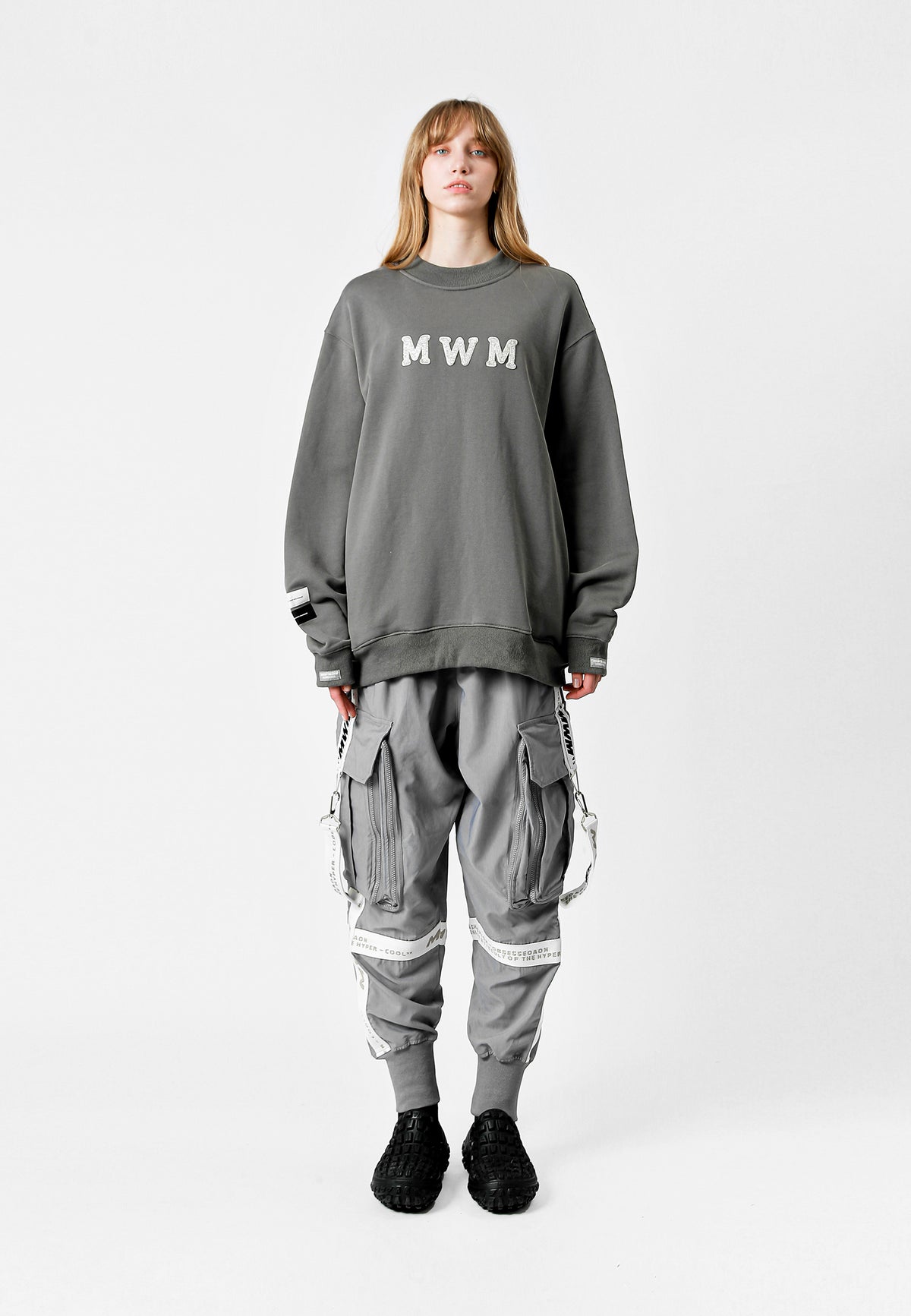 SUDADERA LOGO MWM