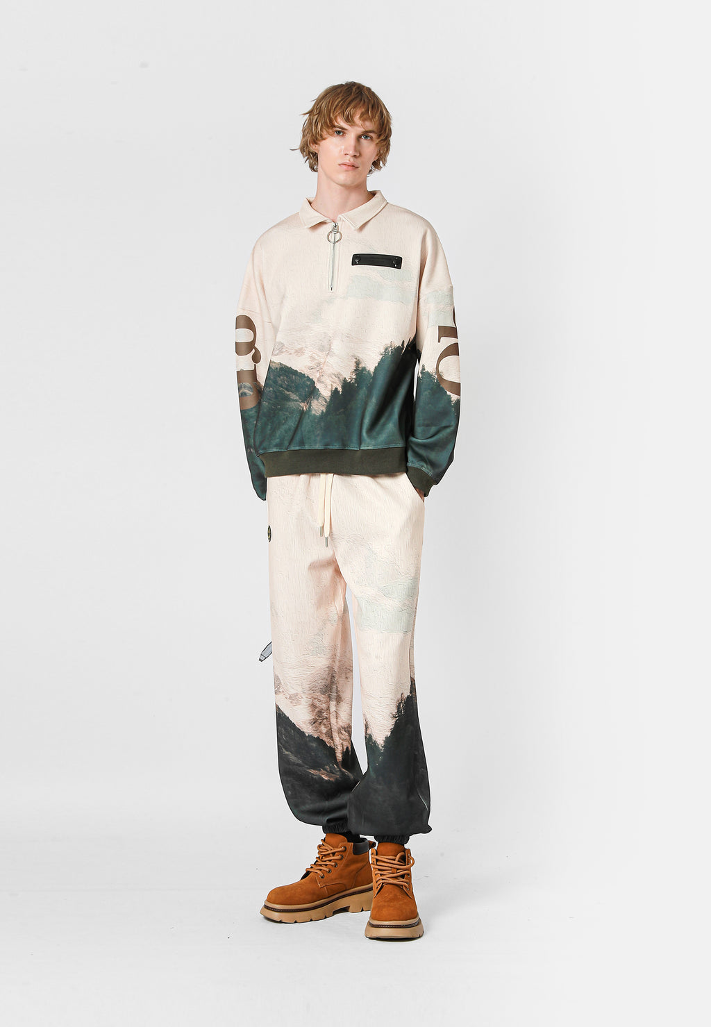 MWM SWEATSHIRT