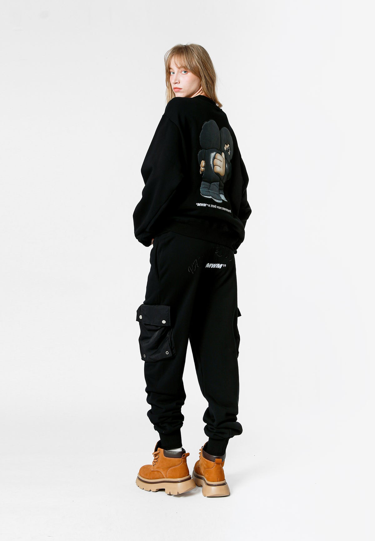 VANGUARD'S DOG SWEATSHIRT