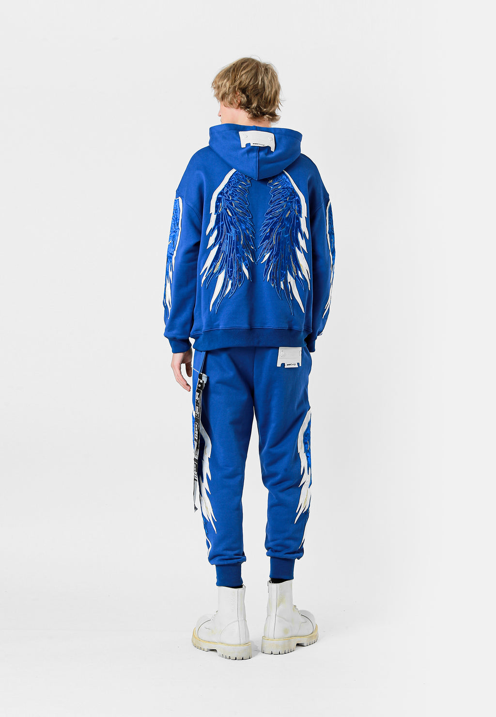SUDADERA ALAS CON CAPUCHA