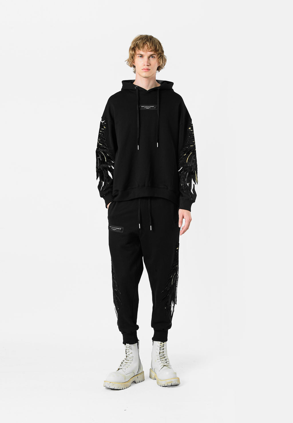 SUDADERA ALAS CON CAPUCHA