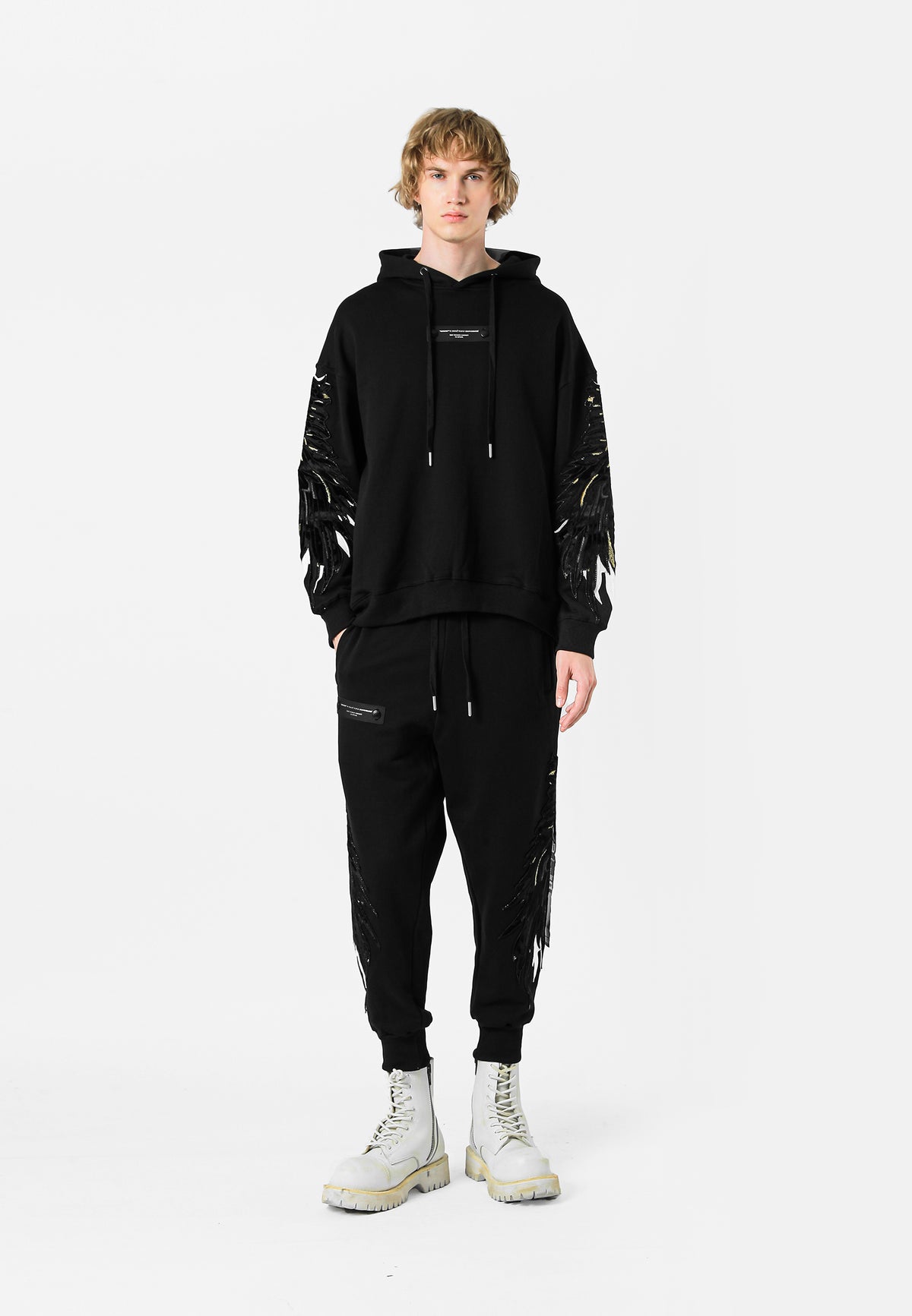 HOODED WINGS SWEATSHIRT