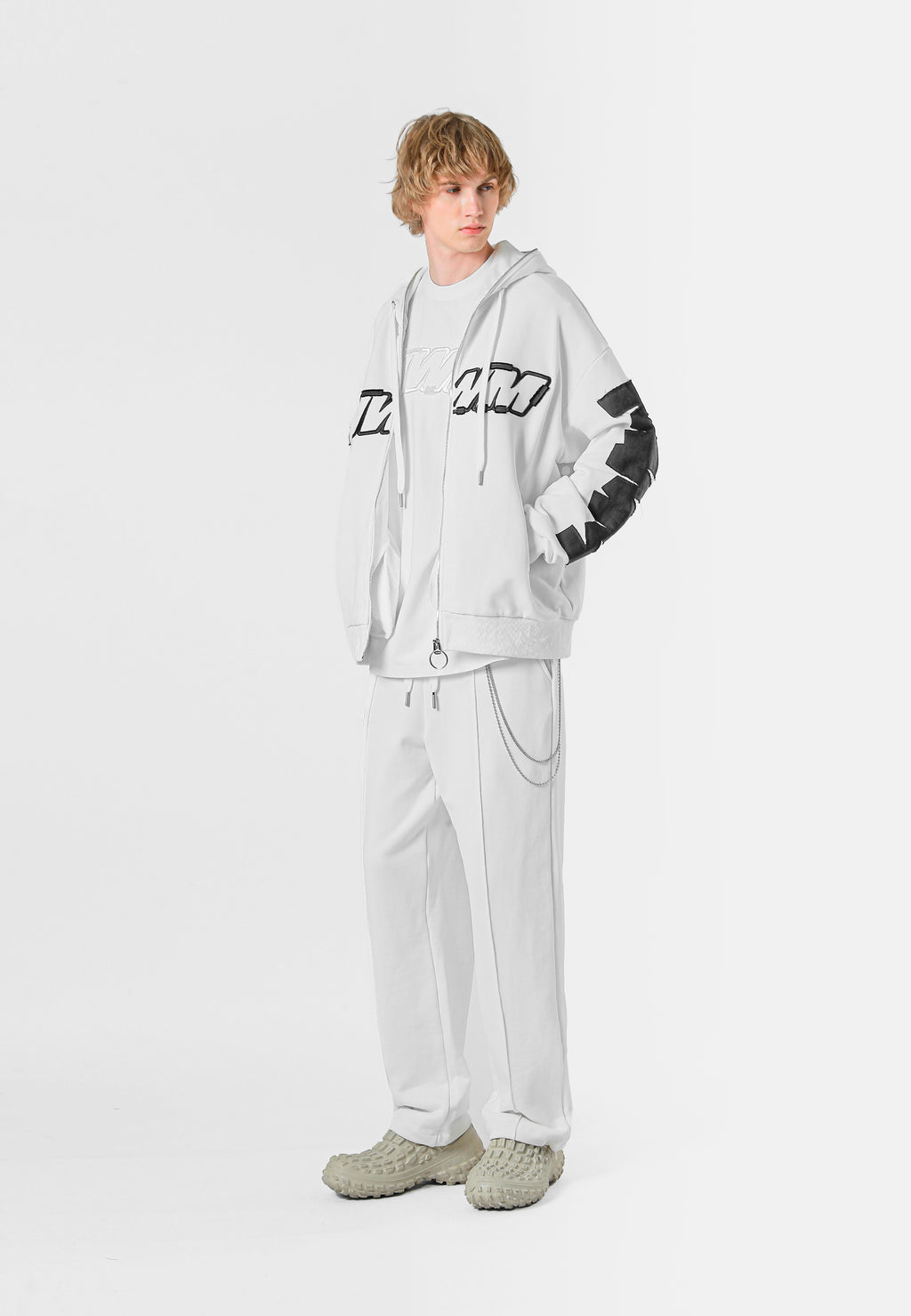 MWM LOGO HOODIE