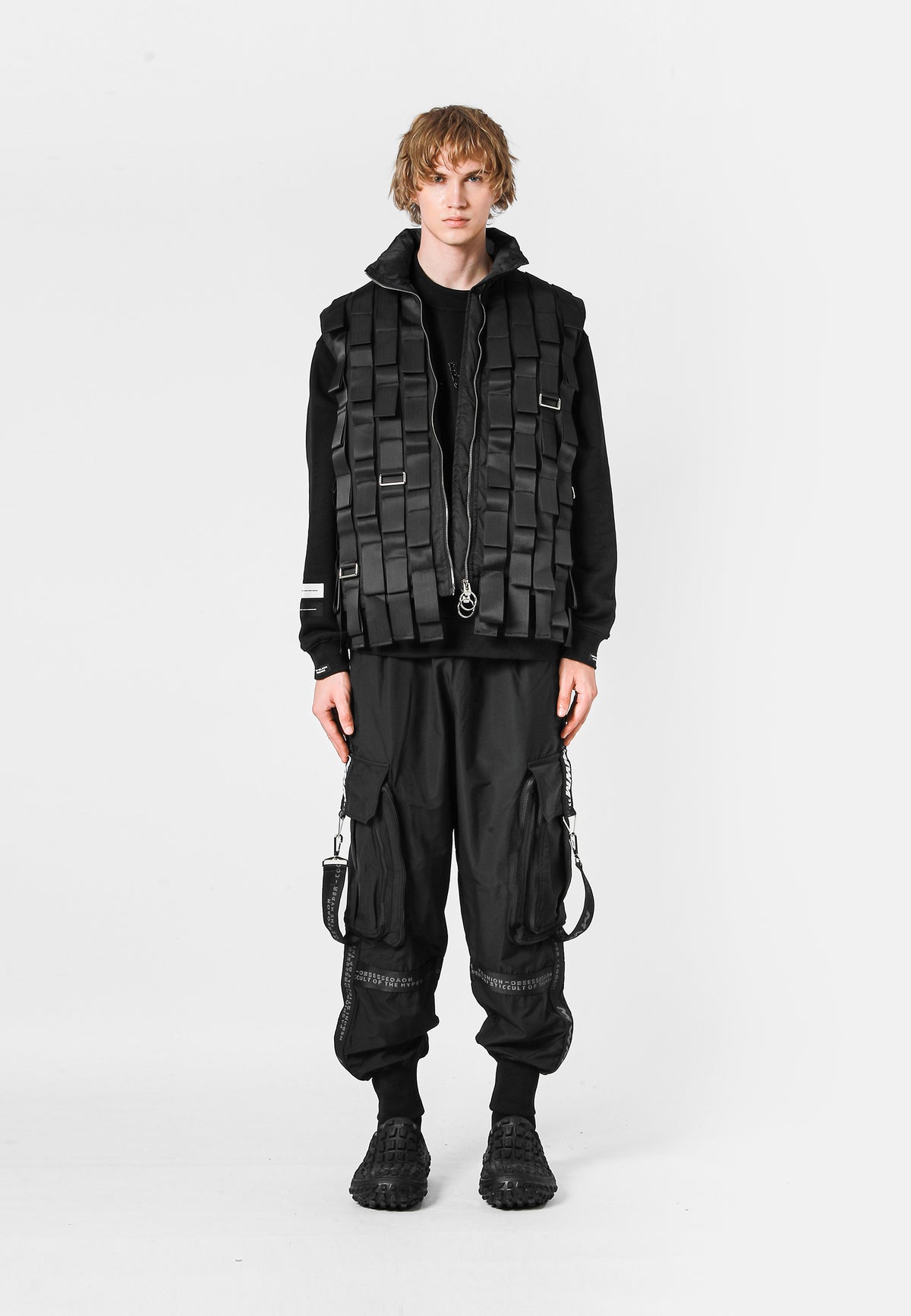 MWM STRAP VEST