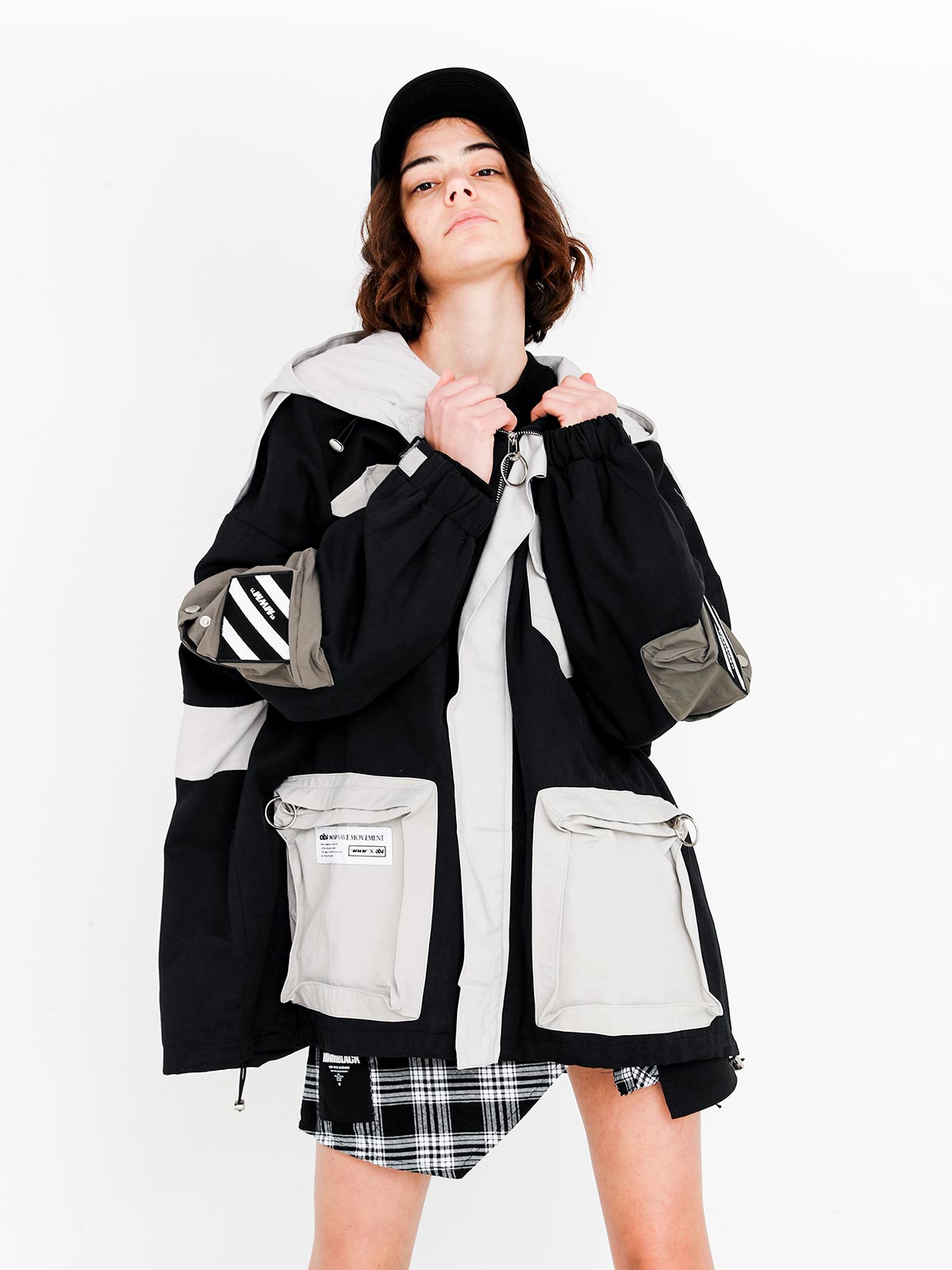 CHAQUETA BOLSILLOS