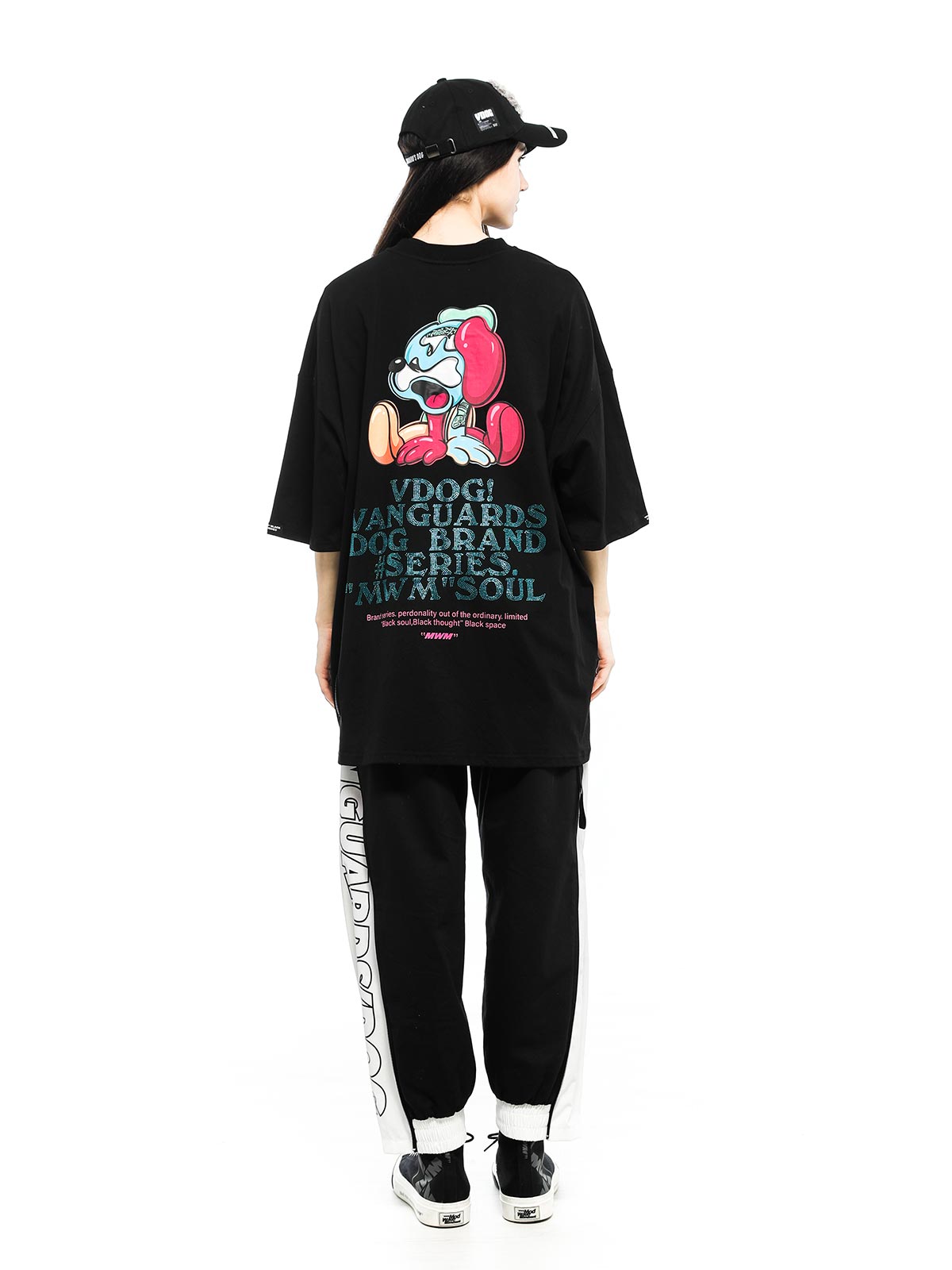 VANGUARD'S DOG T-SHIRT