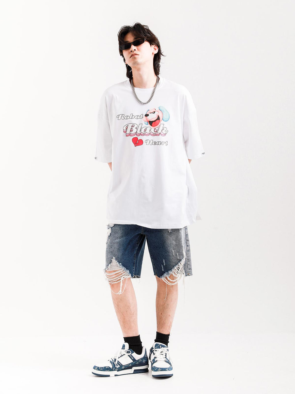 VANGUARD'S DOG T-SHIRT