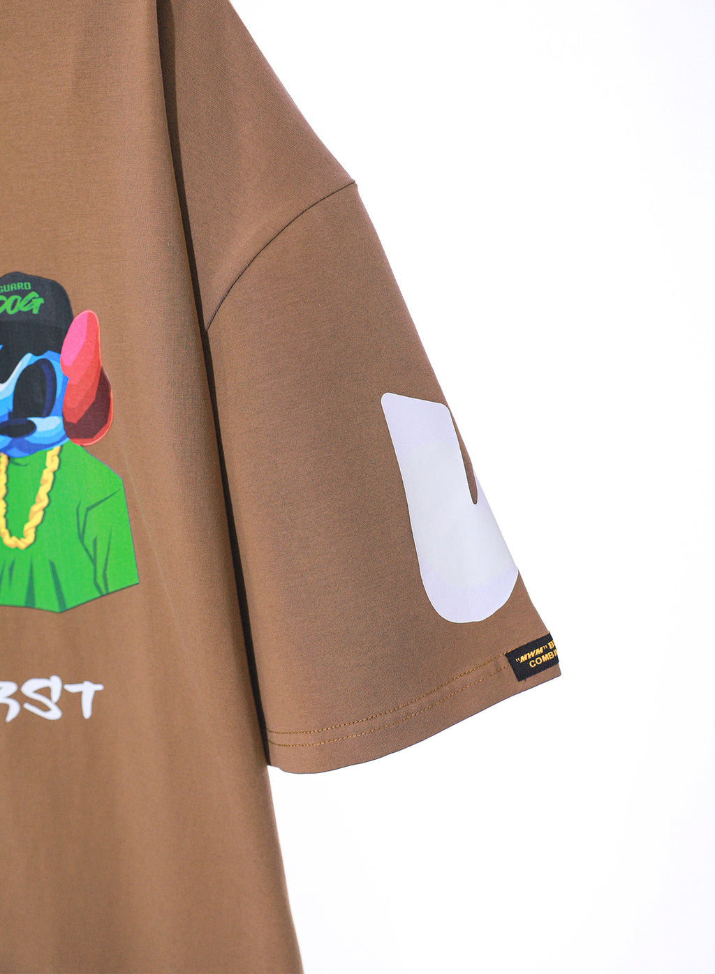 VANGUARD'S DOG T-SHIRT