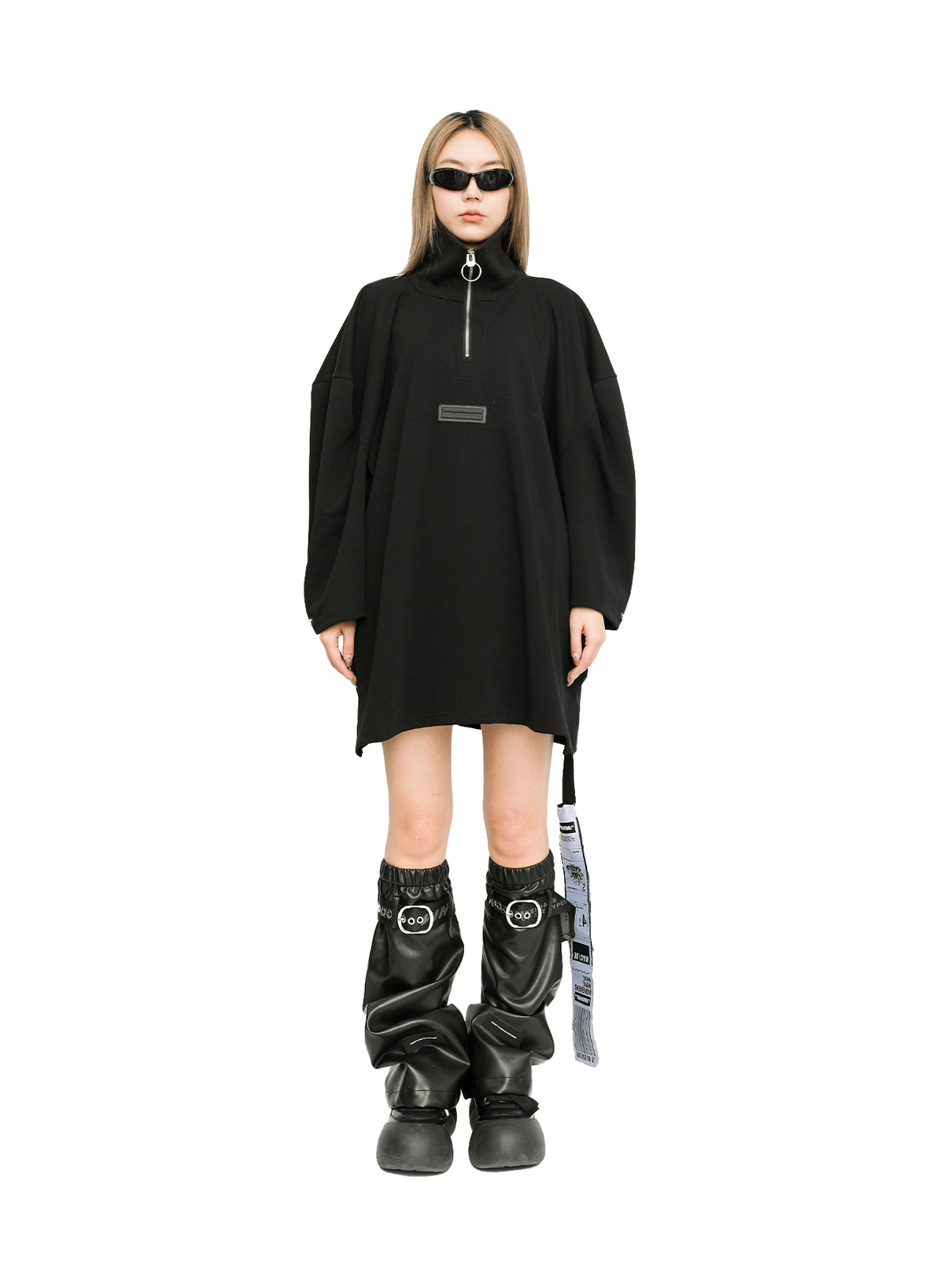 MWM HIGH NECK SWEATSHIRT