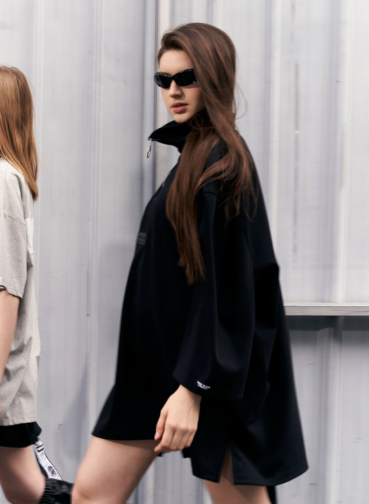 MWM HIGH NECK SWEATSHIRT