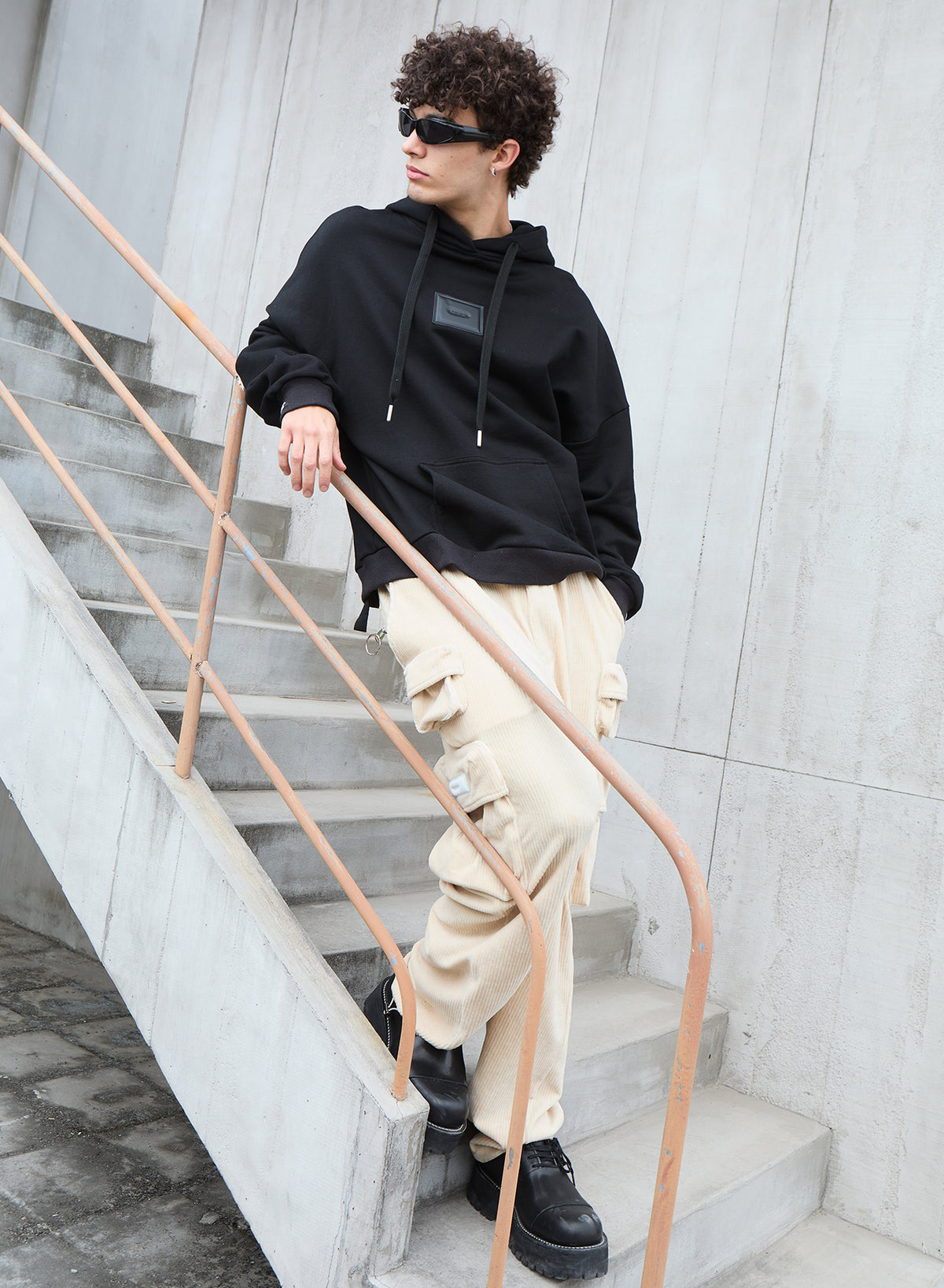 MULTI-POCKET TROUSERS
