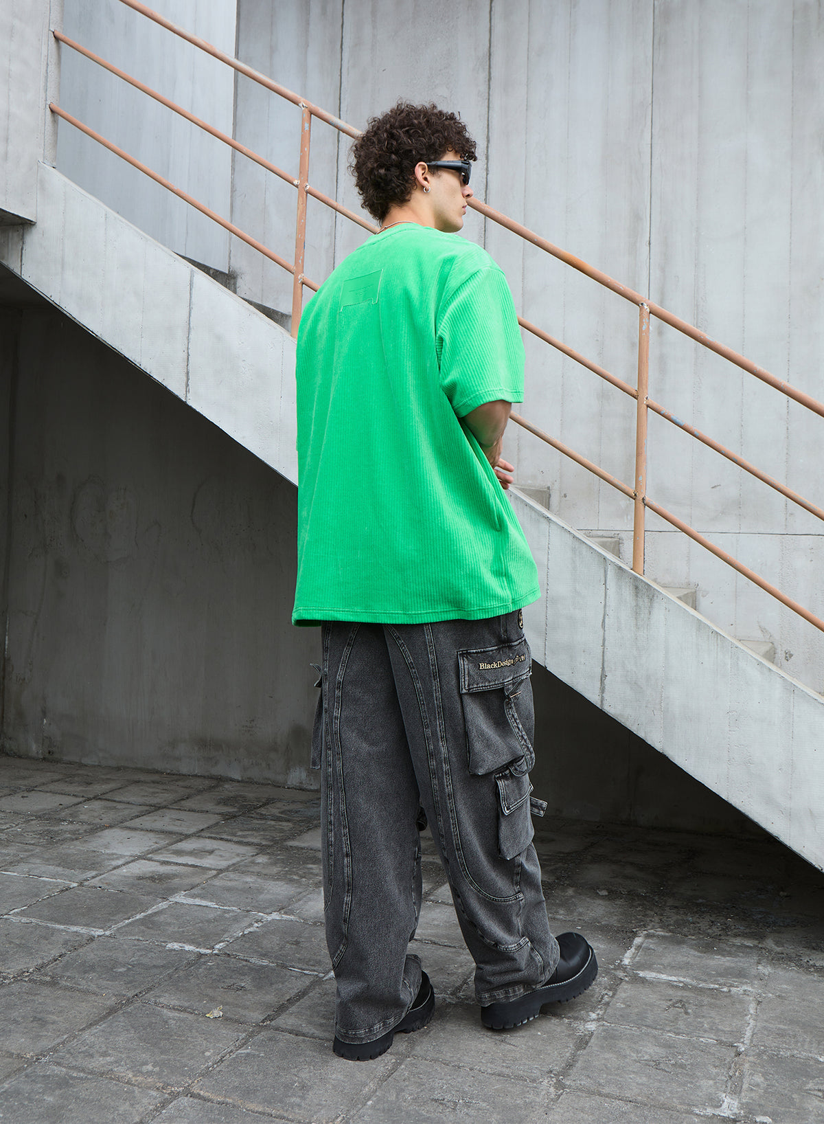 DENIM TROUSERS WITH POCKETS