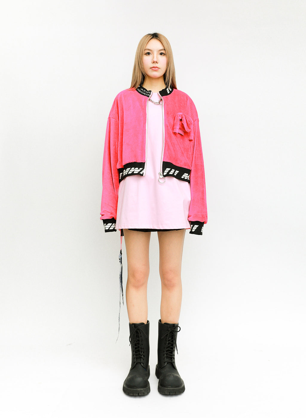 SUDADERA CORTA CON MINIATURA