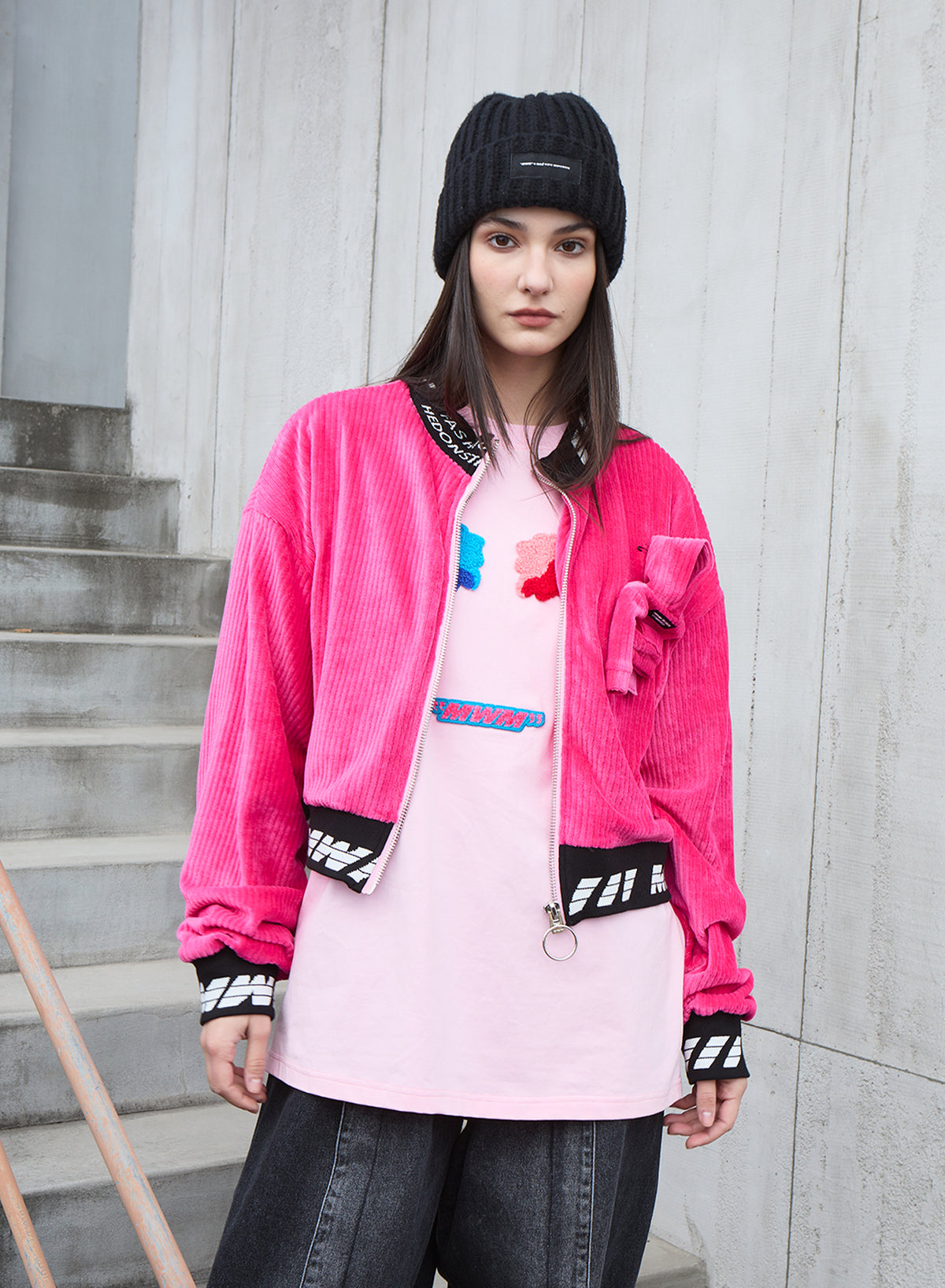 SUDADERA CORTA CON MINIATURA