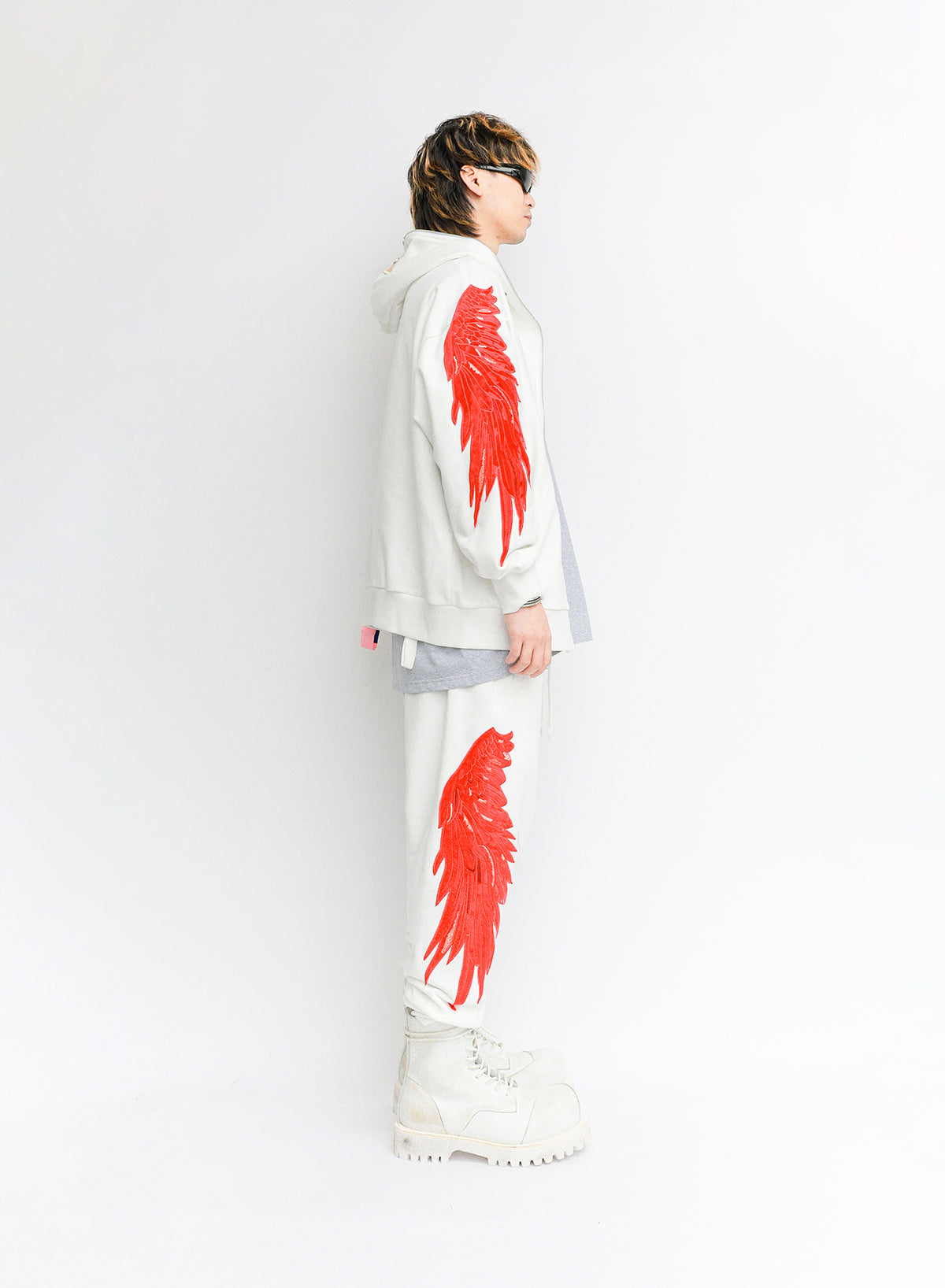 SUDADERA ALAS CON CAPUCHA