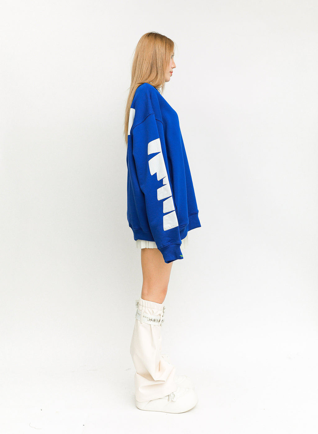 MWM SWEATSHIRT