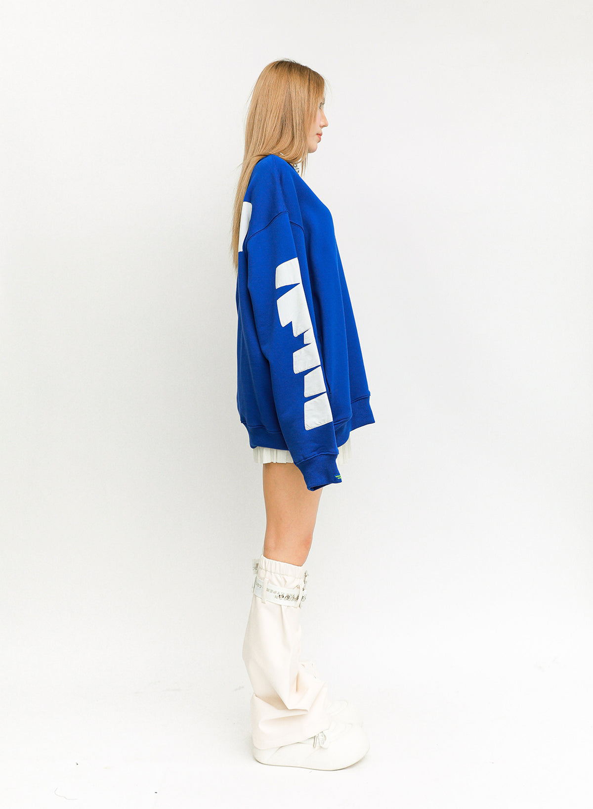 MWM SWEATSHIRT