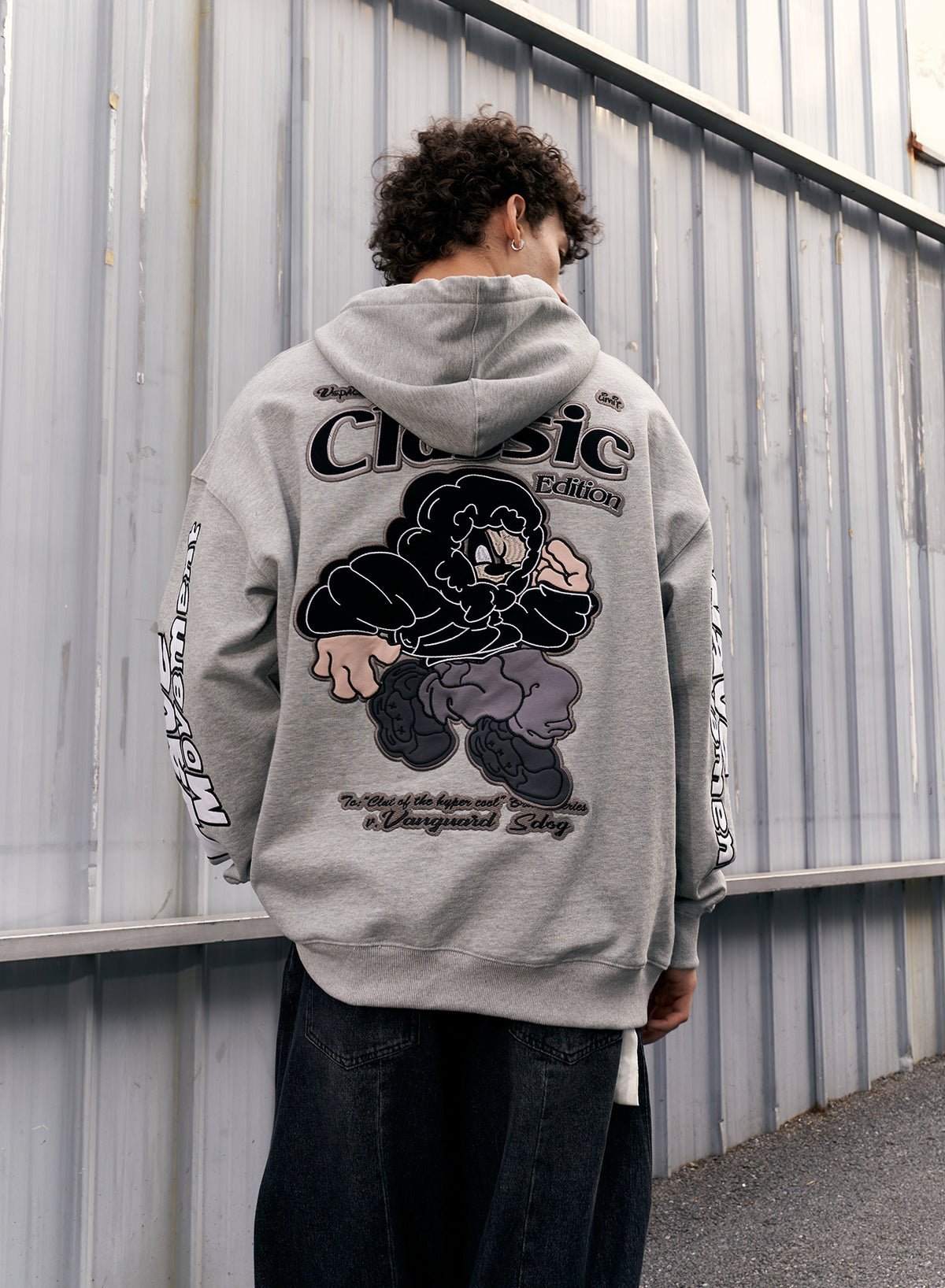 SUDADERA CON CAPUCHA VANGUARD'S DOG