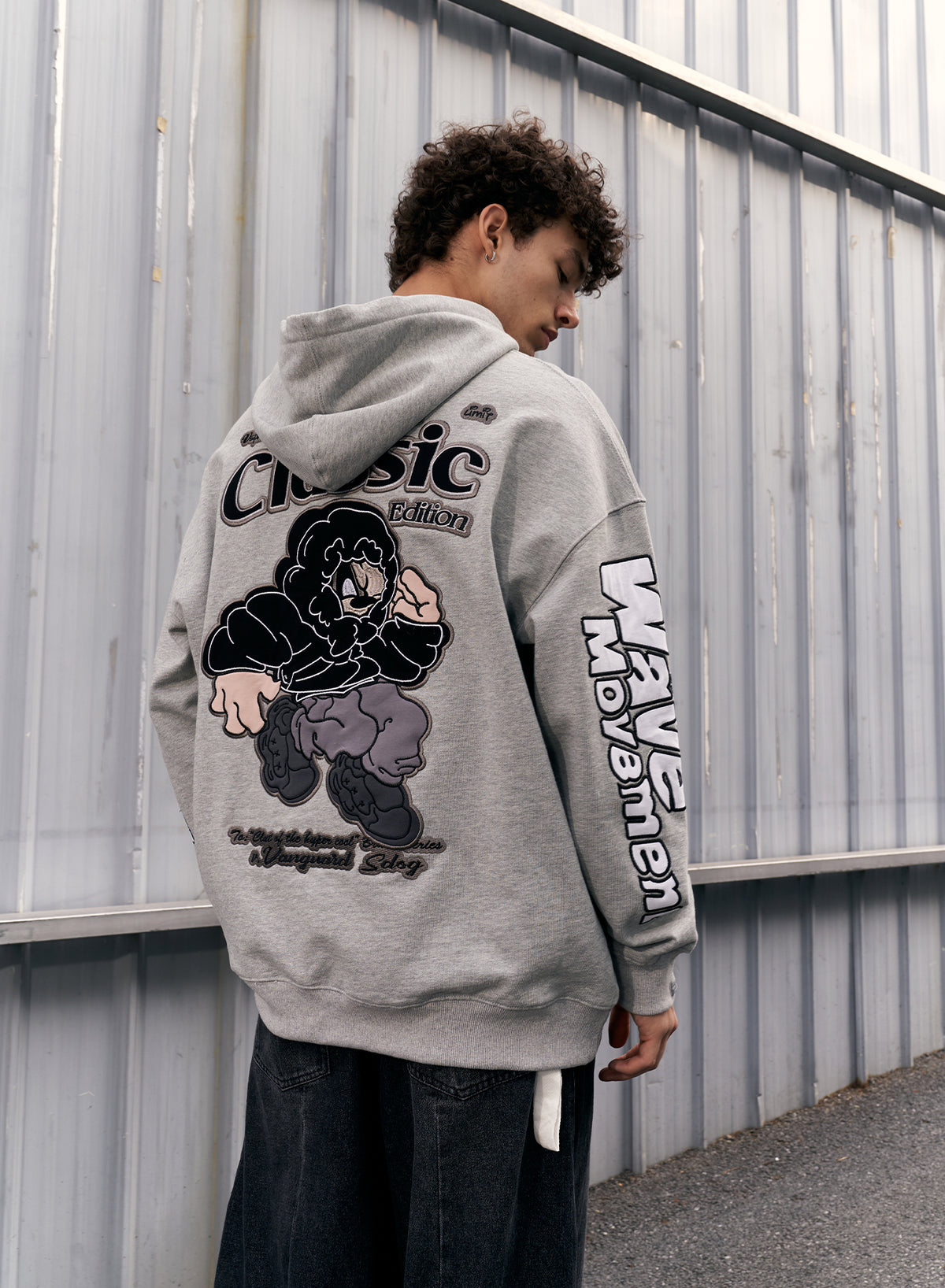 SUDADERA CON CAPUCHA VANGUARD'S DOG