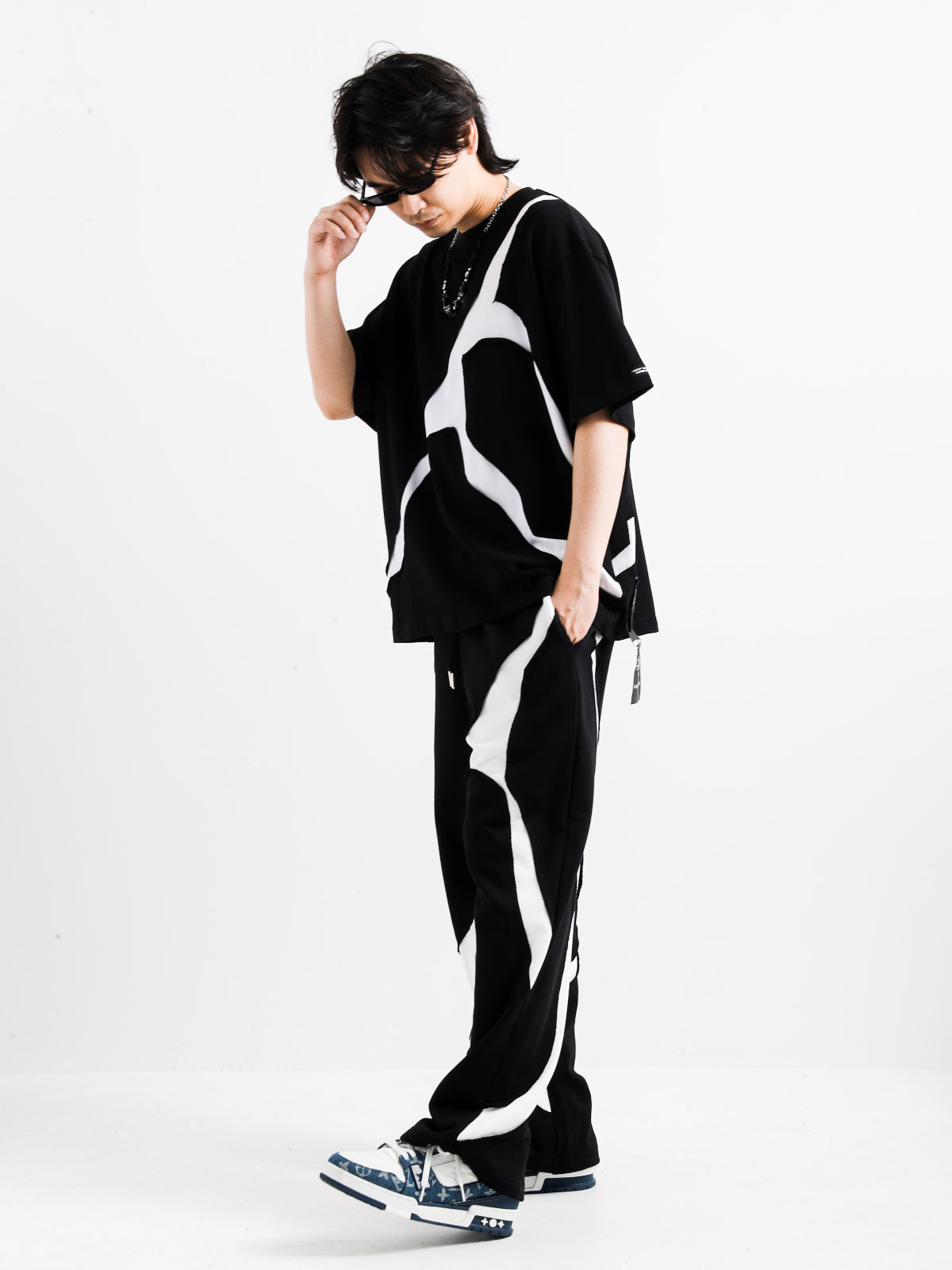 BLACK AND WHITE TROUSERS
