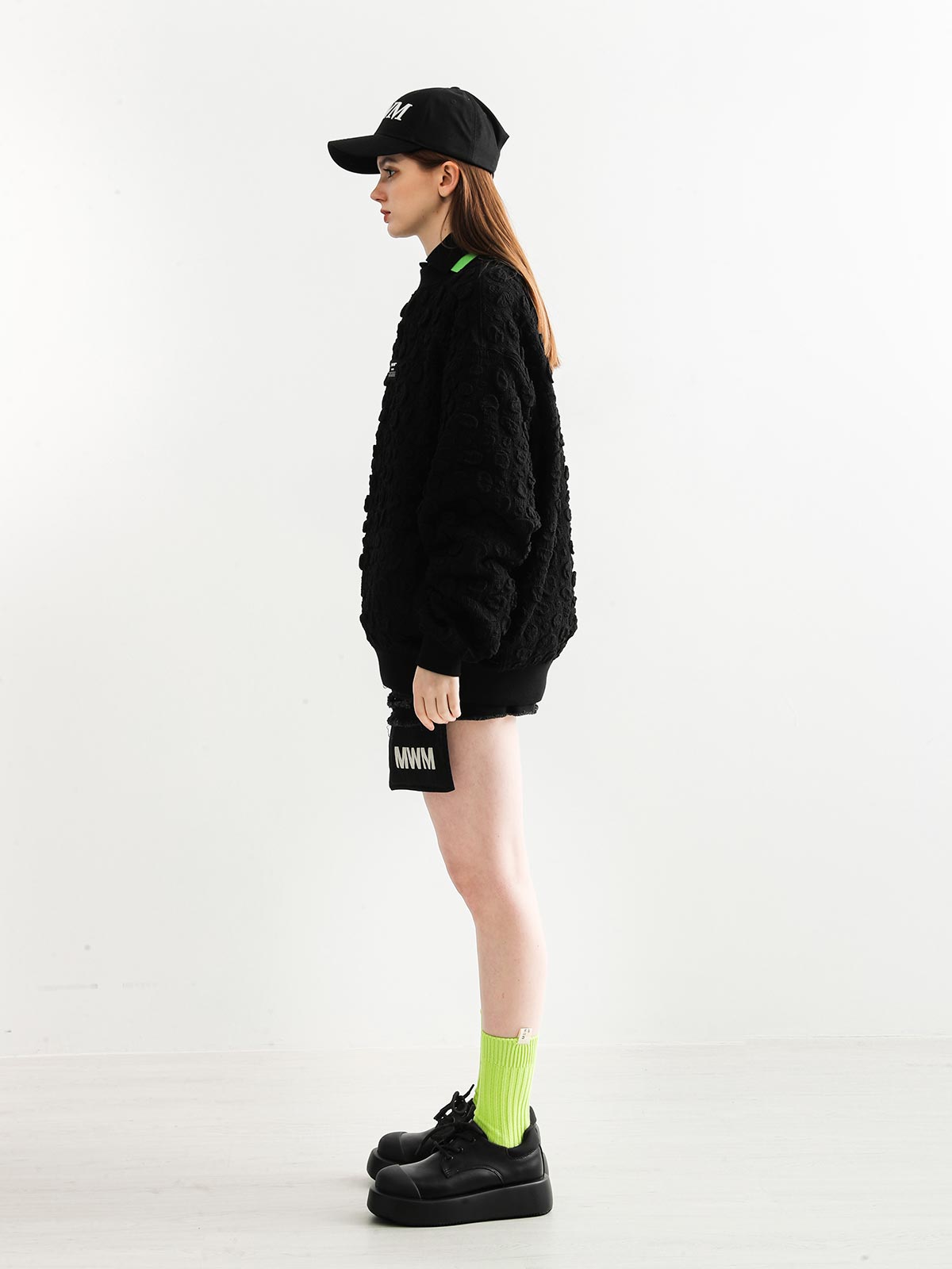EMBOSSED SWEATSHIRT