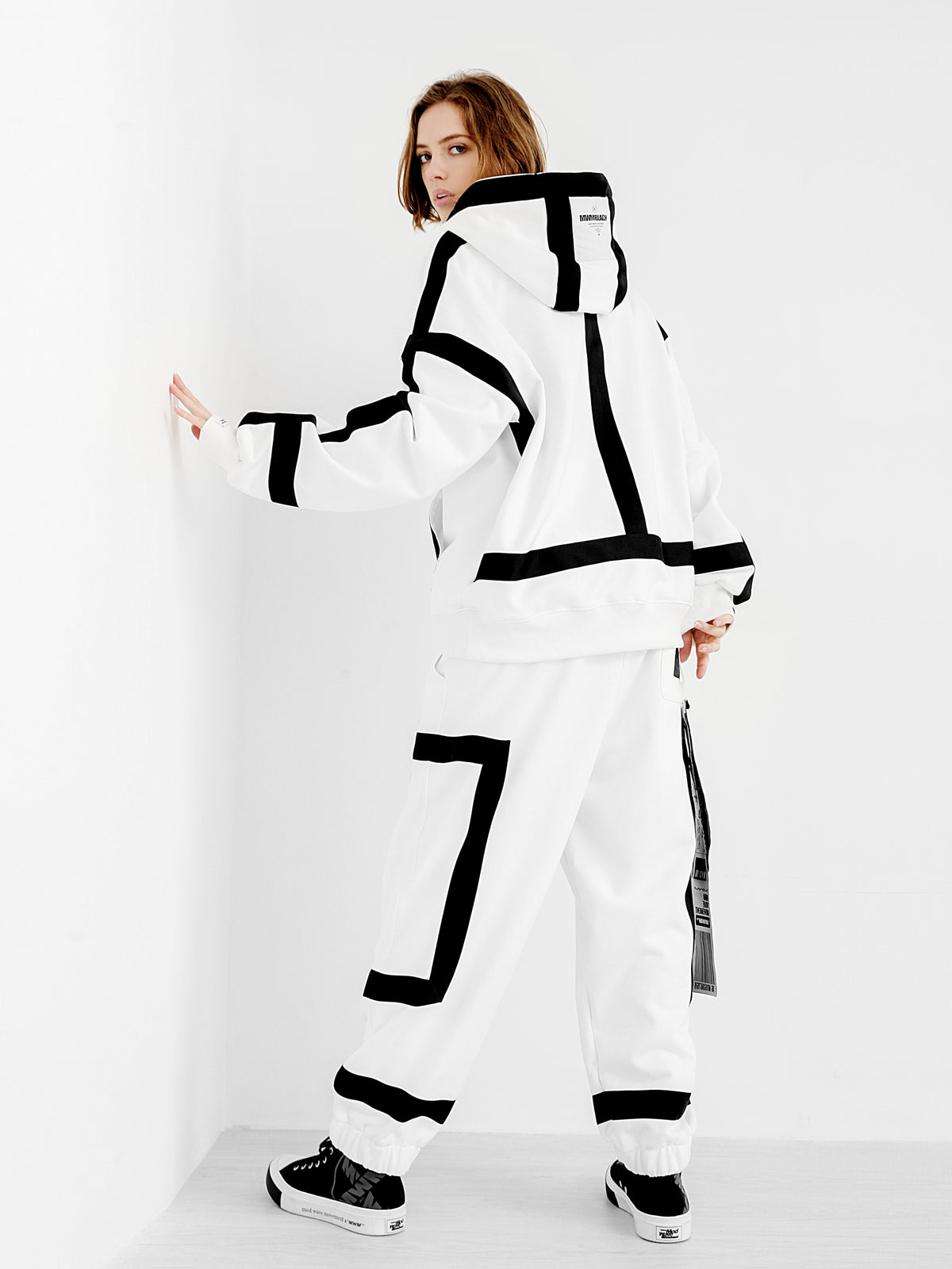 BLOCK TROUSERS