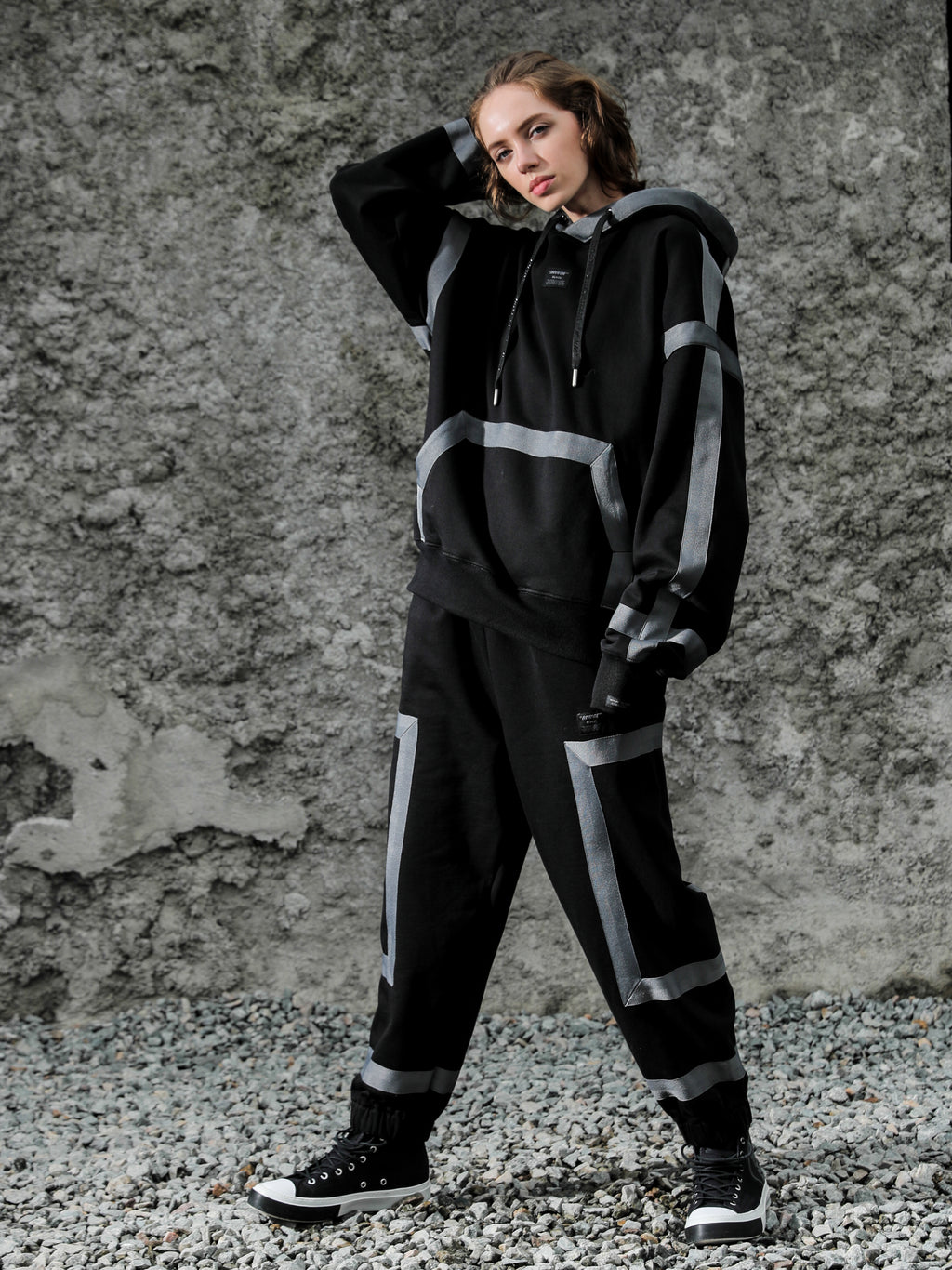 BLOCK SWEATER