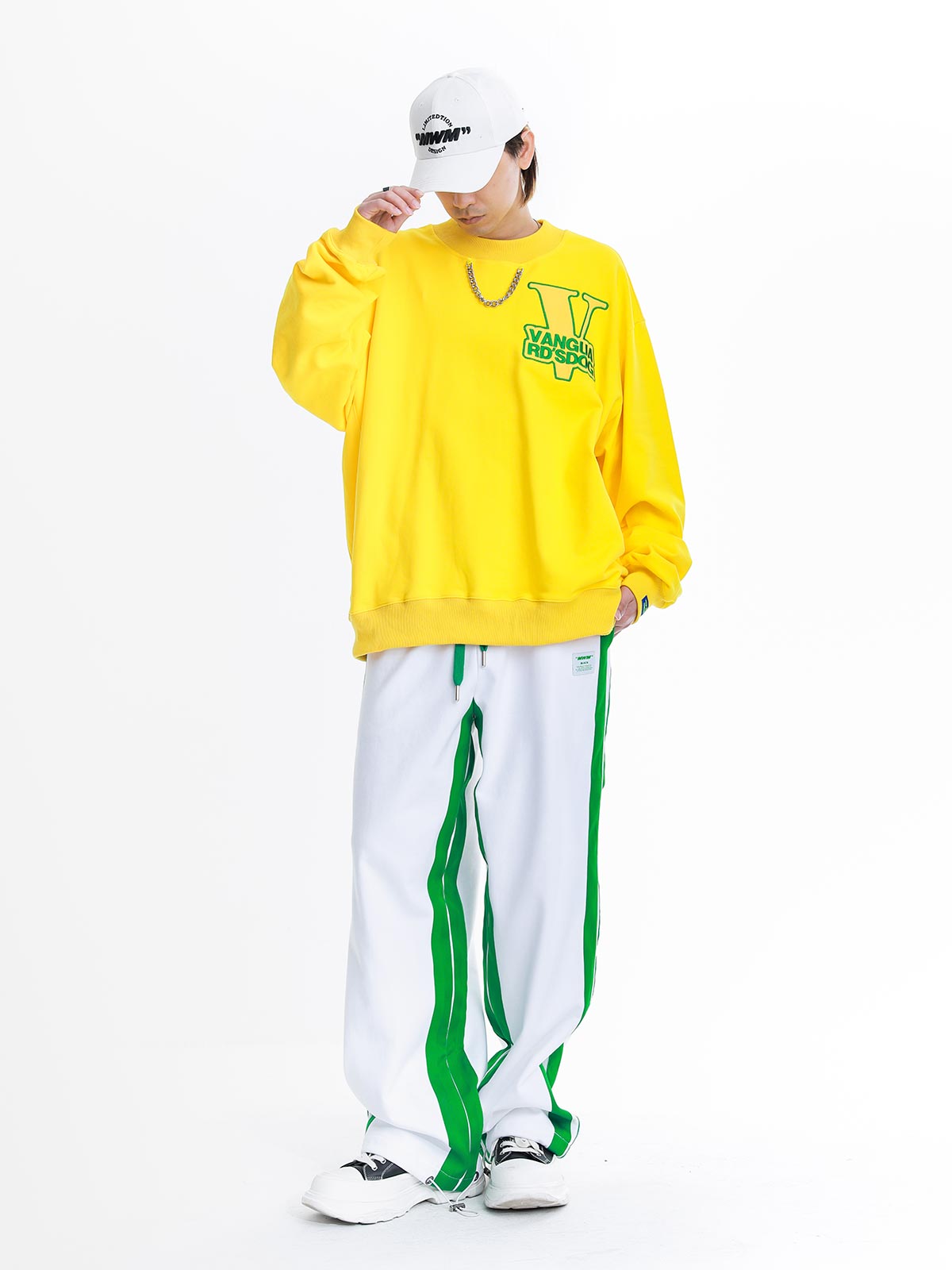 VANGUARD'S DOG SWEATSHIRT