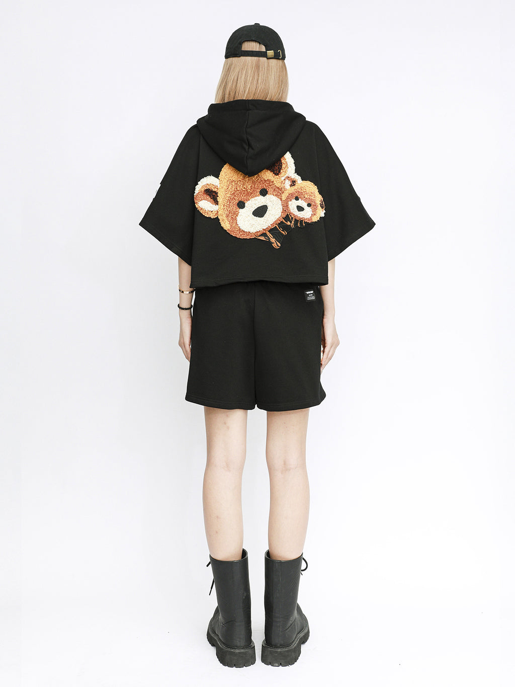 TEDDY CROPPED SWEATSHIRT