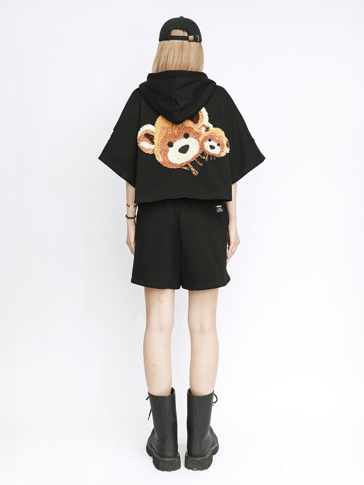 TEDDY CROPPED SWEATSHIRT