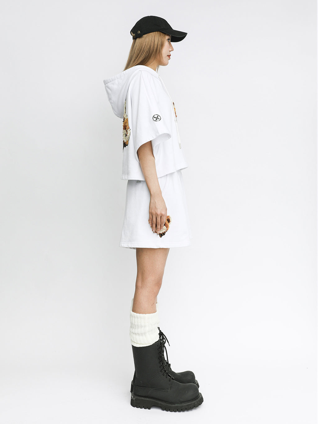 TEDDY CROPPED SWEATSHIRT